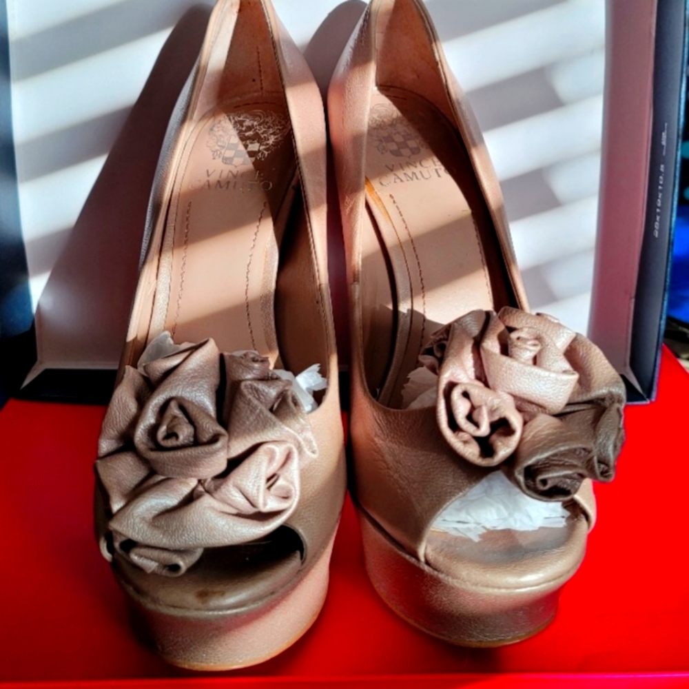 Vince Camuto